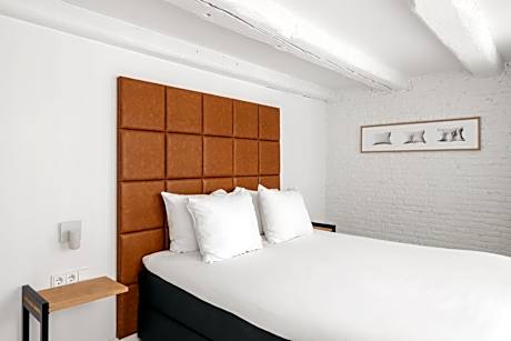 1 Bedroom Apartment with Sofa Bed