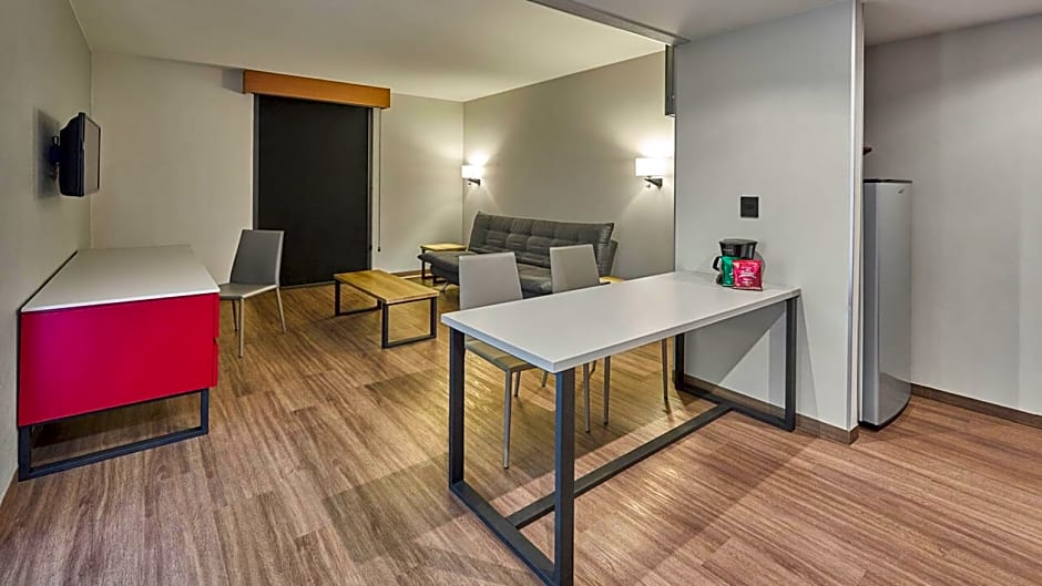 City Express Plus by Marriott Ciudad de México Insurgentes Sur