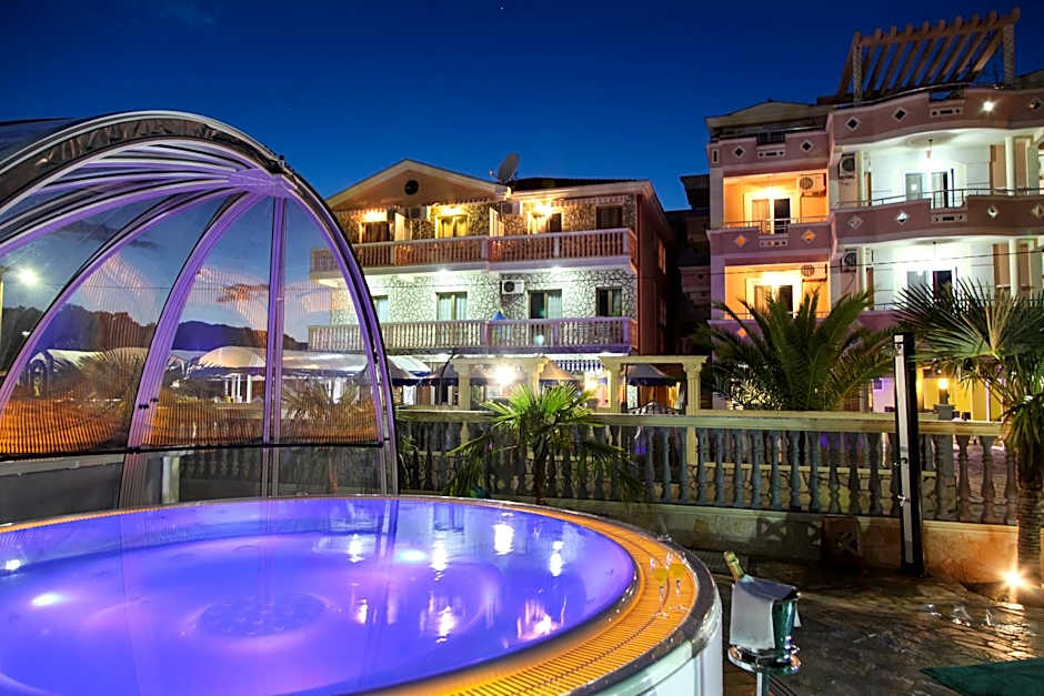 Aparthotel Villa Primafila