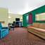 Super 8 by Wyndham Ottumwa