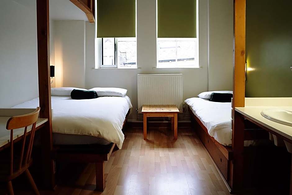 IOU Hebden Bridge Vegetarian Hostel