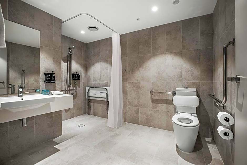 Holiday Inn Express and Suites Sunshine Coast By IHG