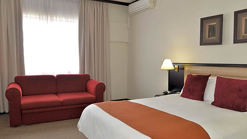 Cumberland Hotel & Conference Centre Worcester