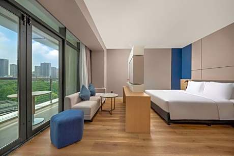 Large Standard Triple Room