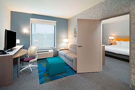 One-Bedroom King Suite - Non-Smoking