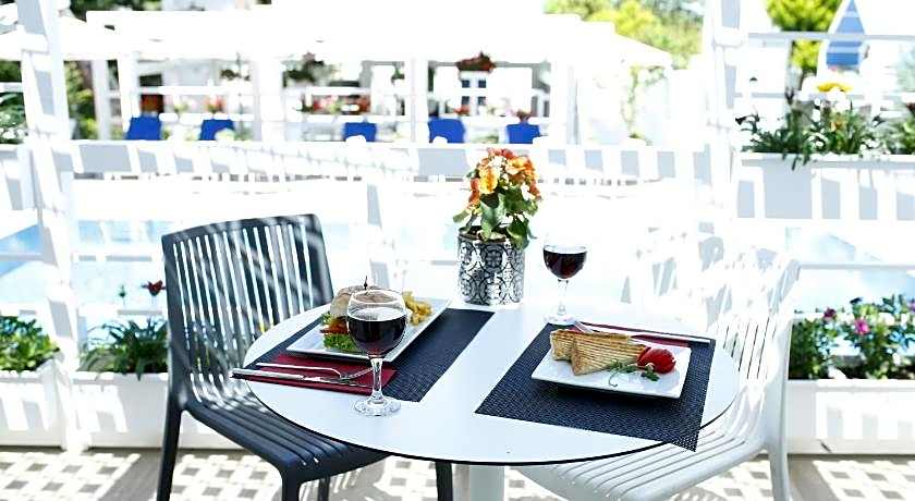 Ascot Hotel Buyukada