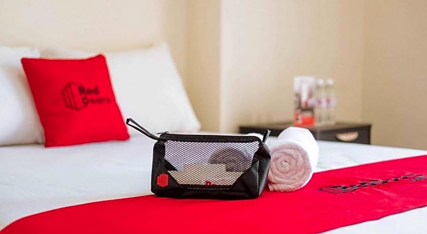 RedDoorz near Puskesmas Sei Jang Tanjung Pinang