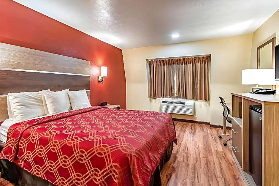 Econo Lodge Worthington