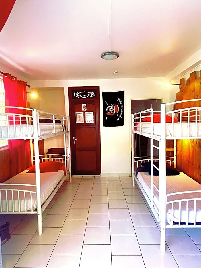 Auberge K-WAN Hostel - Proche Plages