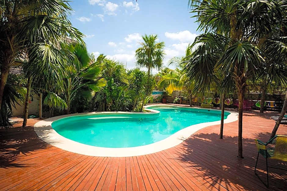 Tropical Suites by Mij