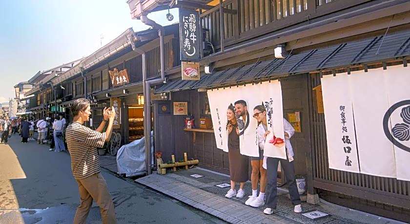 FAV LUX Hida Takayama