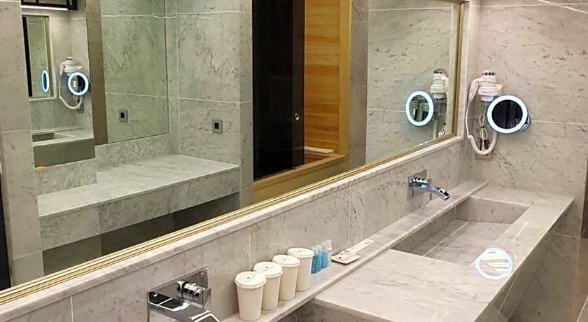 Traum Valley Hotel - formerly jeongseon intoraon hotel