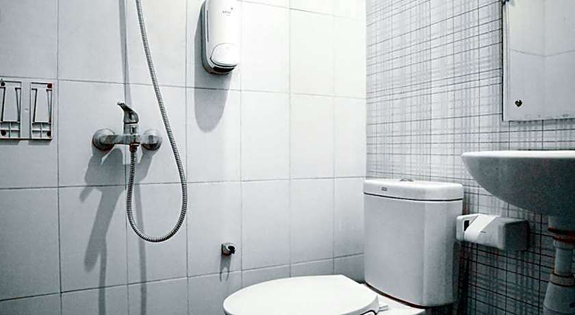 Audah Syariah Residence Mitra RedDoorz