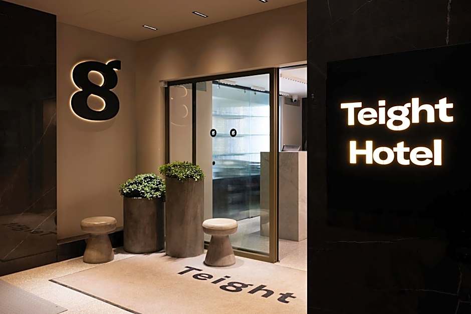 Teight Hotel