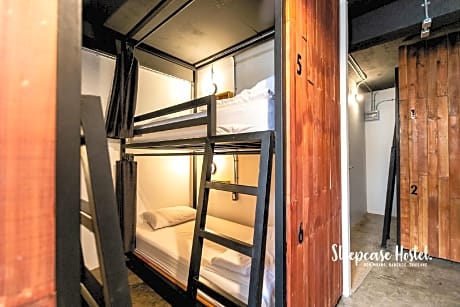 1 Person in 6-Bed Dormitory - Female Only