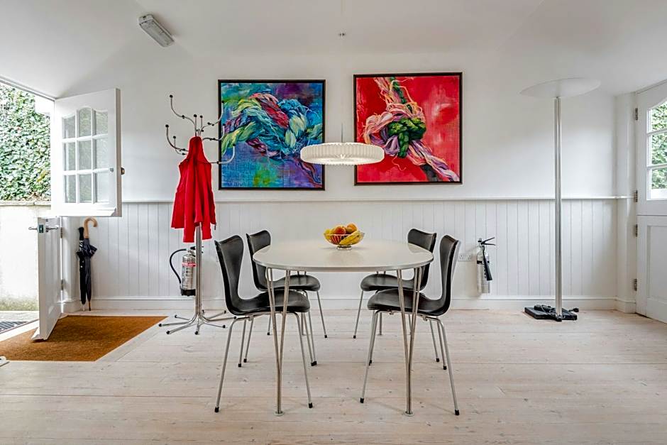 OYO Shanklin Beach Hotel