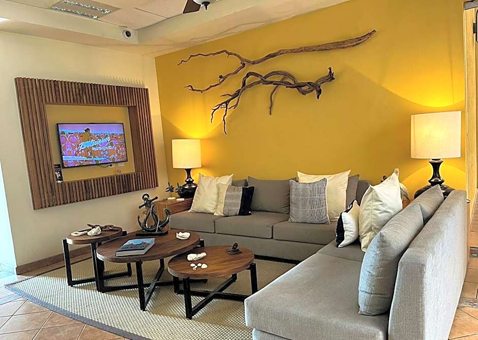 HOTEL COLLI