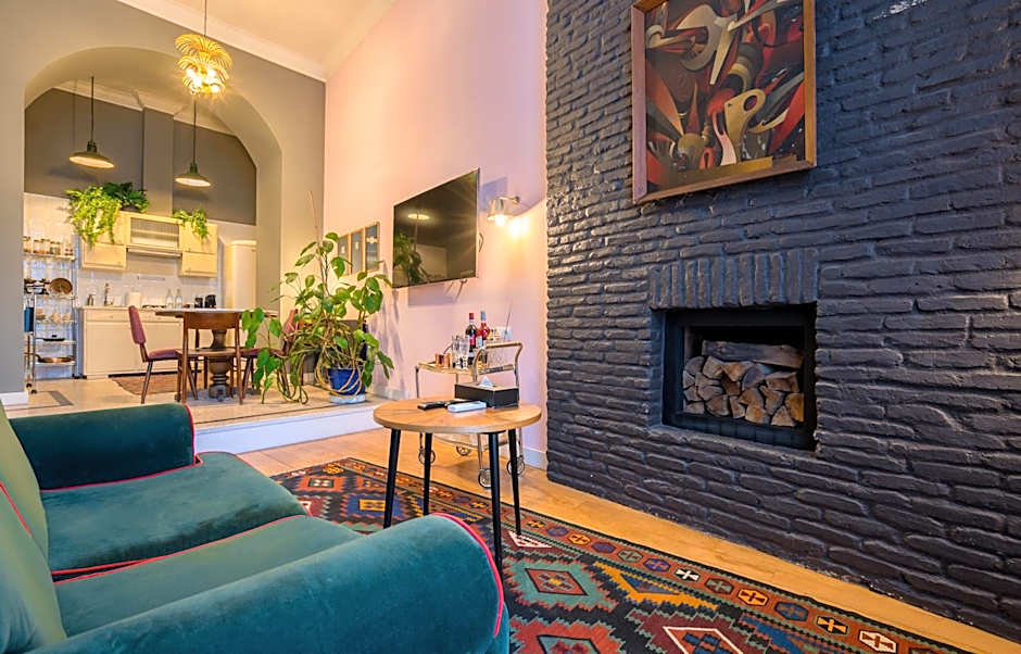 Communal Hotel Sololaki