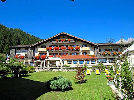 Park Hotel Arnica