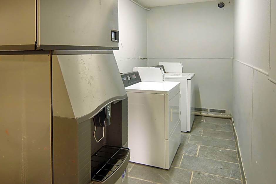 Motel 6-Red Oak, TX - Dallas