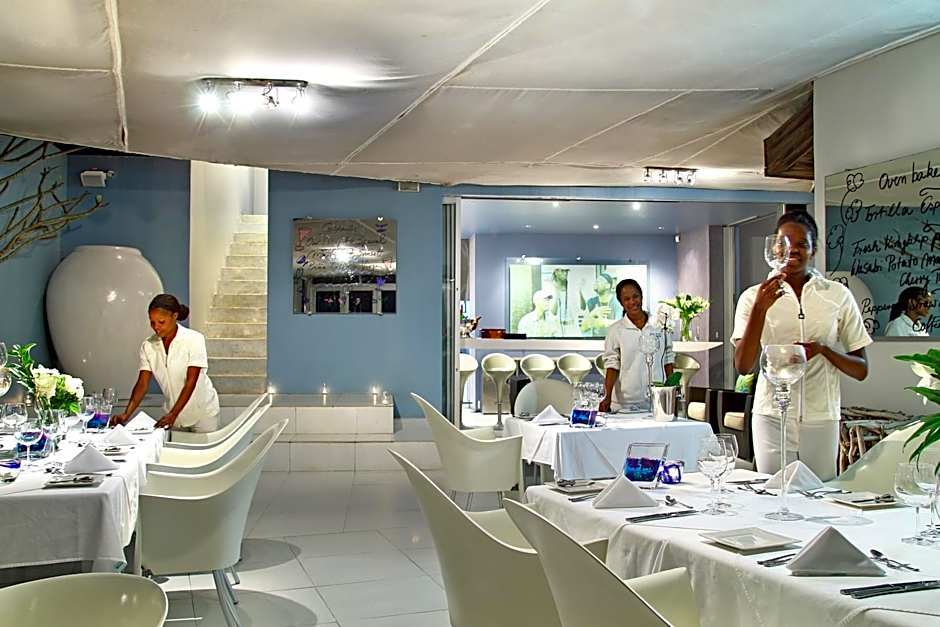 Days At Sea Beach Lodge