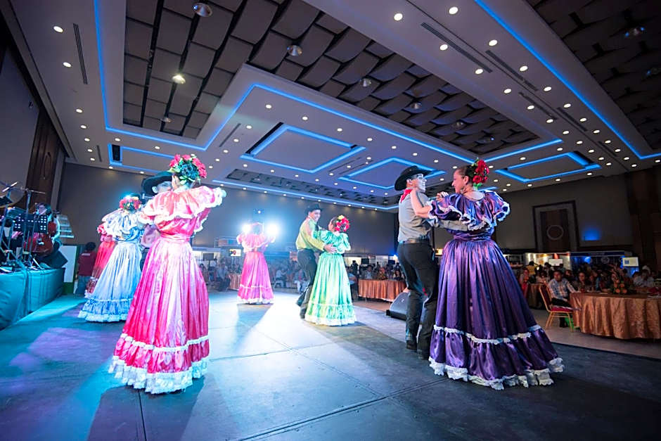 Copantl Hotel & Convention Center