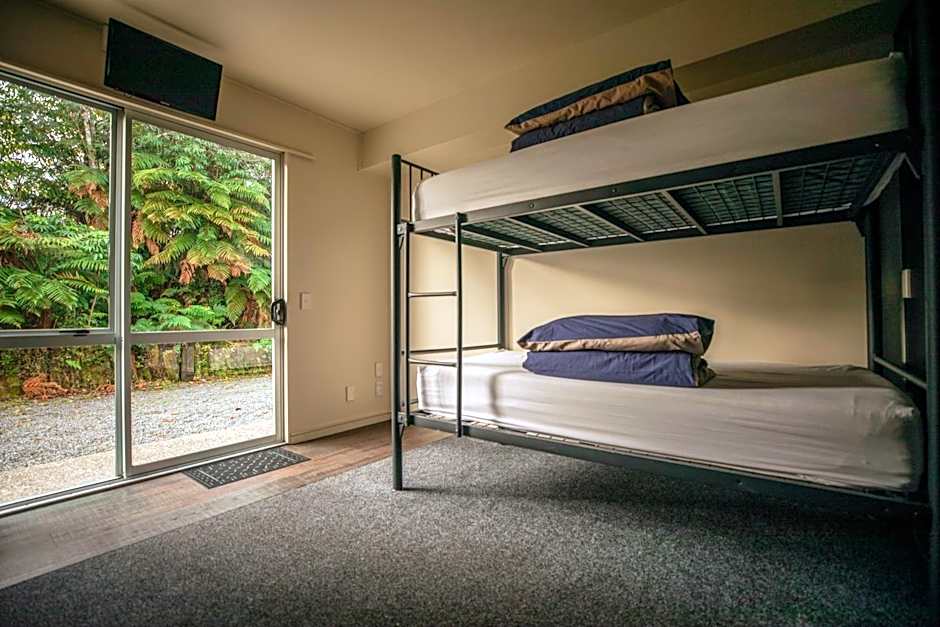 Photo 1 of 1 of Bed in 8-Bed Mixed Dormitory Room