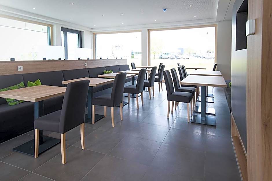 Alb Inn - Hotel & Apartments