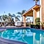 California Inn and Suites Bakersfield