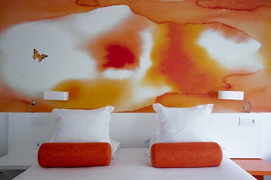 Hotel Restaurant La Vague de Saint Paul & Spa