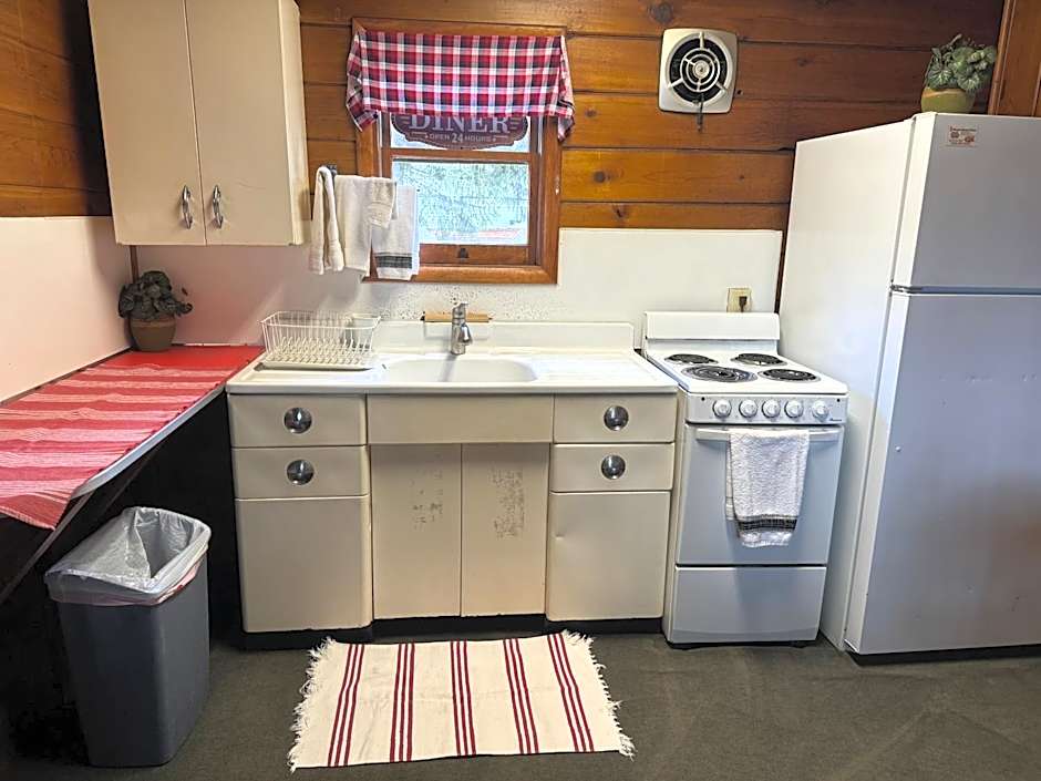 Kootenai Valley Motel