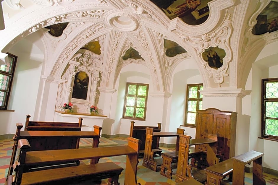 JUFA Hotel Schloss Röthelstein