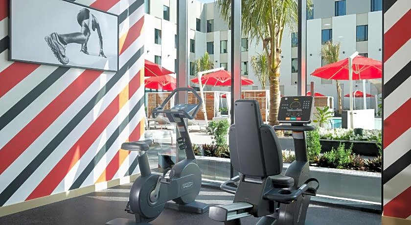 Maani Muscat Hotel and Apartments