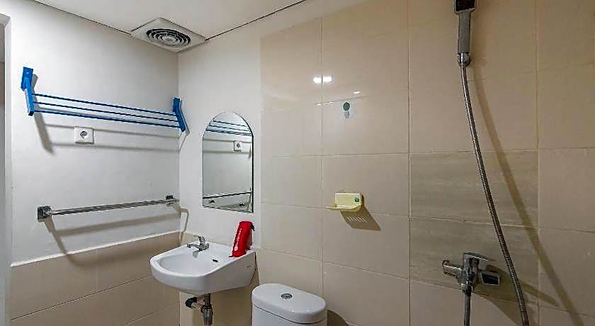 RedDoorz Plus near Sepinggan Airport 3 Balikpapan