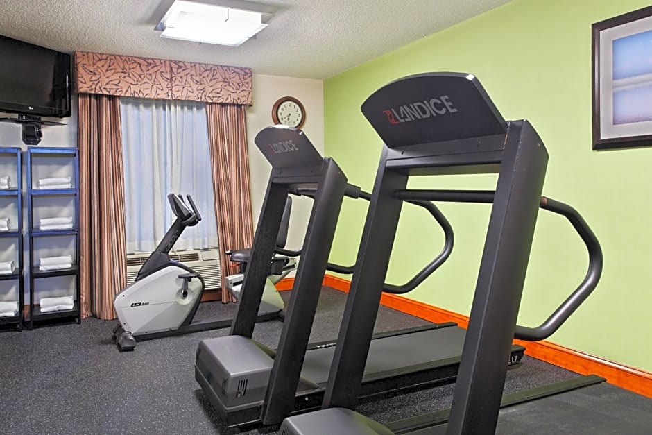 Holiday Inn Express Richmond-Brandermill-Hull Street, an IHG Hotel