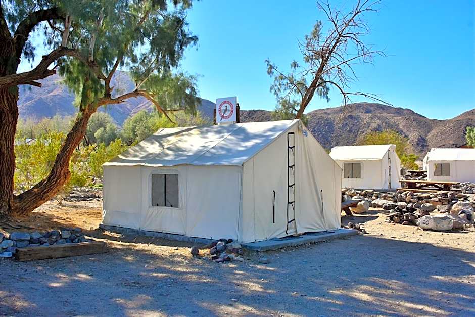 Panamint Springs Motel & Tents