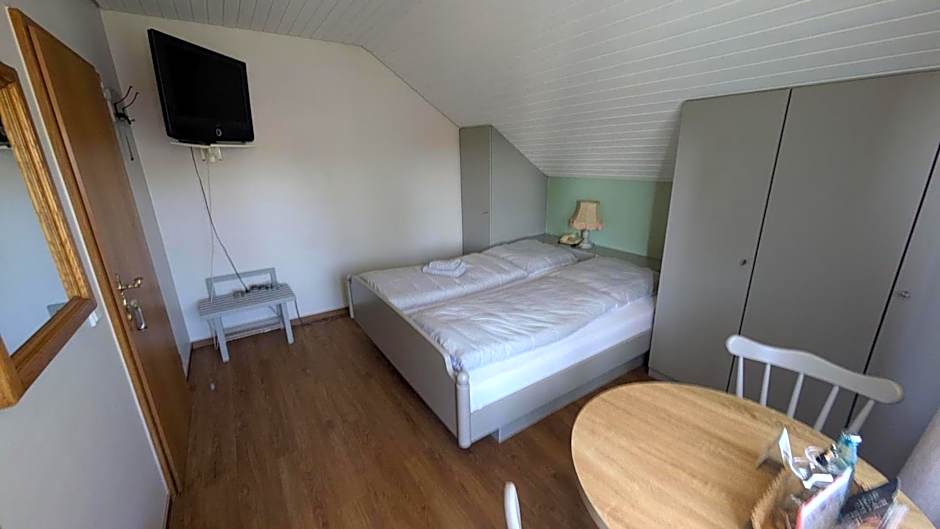 Landhotel Sonneneck - Breuna im Naturpark