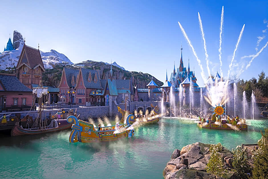 Disney Davy Crockett Ranch + Tickets