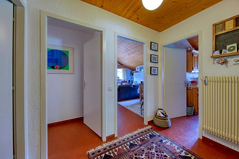 Ravines 50, Soulful Escape With Mountain Views