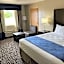 Days Inn by Wyndham Grove