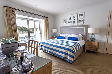 Double Room with Estuary Glimpse and Balcony