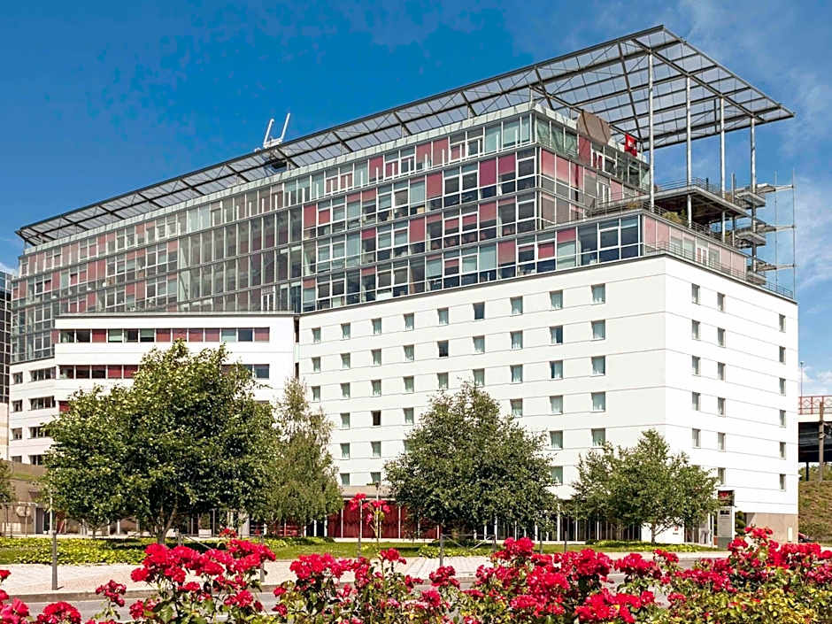 ibis Lyon Caluire Cite Internationale