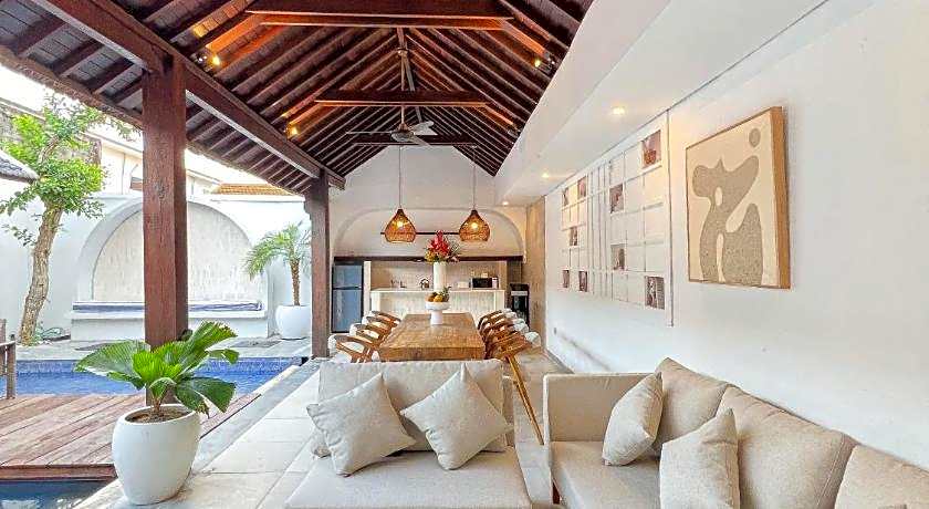 Apple Villa and Studio Seminyak