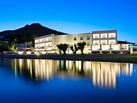 Patmos Aktis Suites & Spa