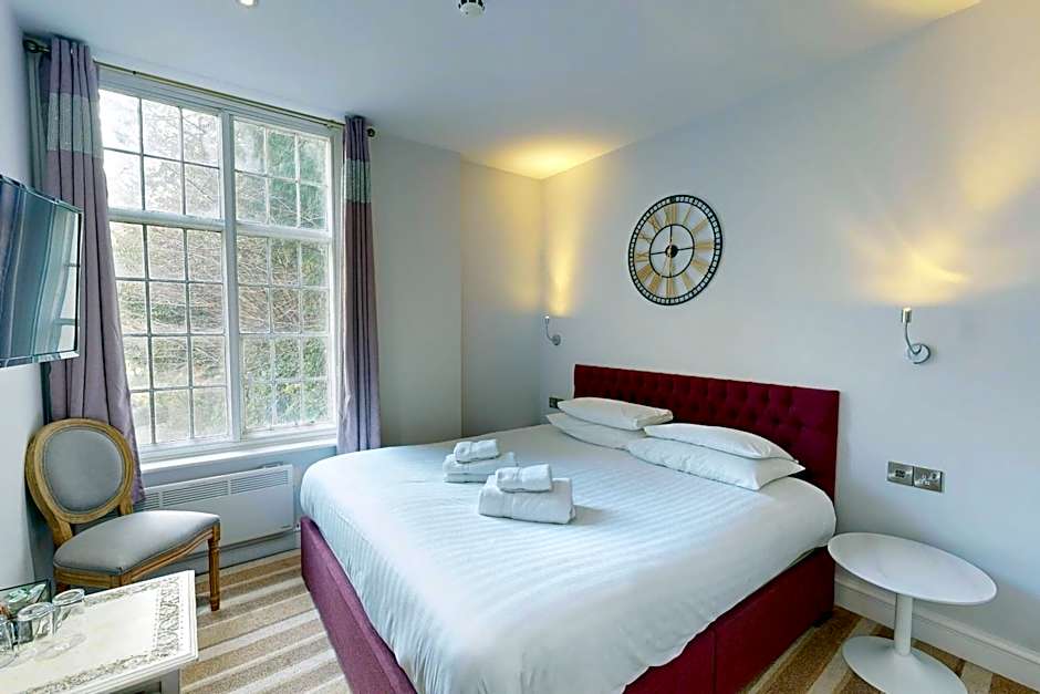1 King Bed, Mountain View — 4 fotoğraftan 1. fotoğraf