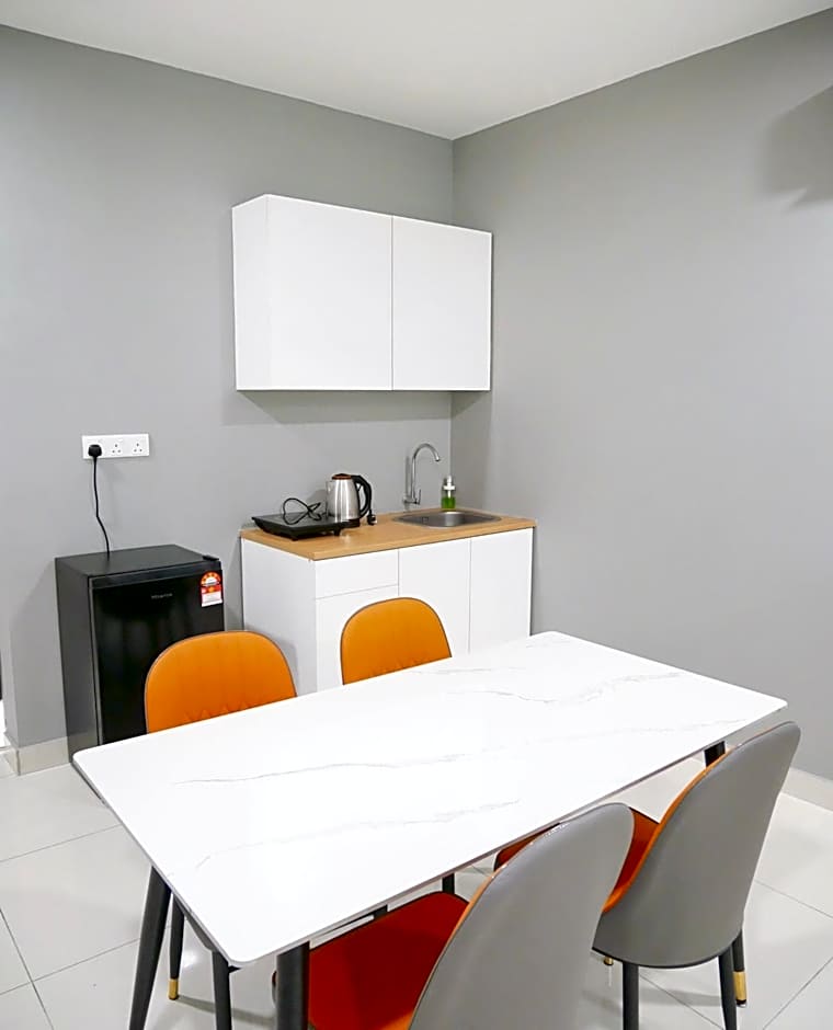 Atria Sofo Suites - Petaling Jaya
