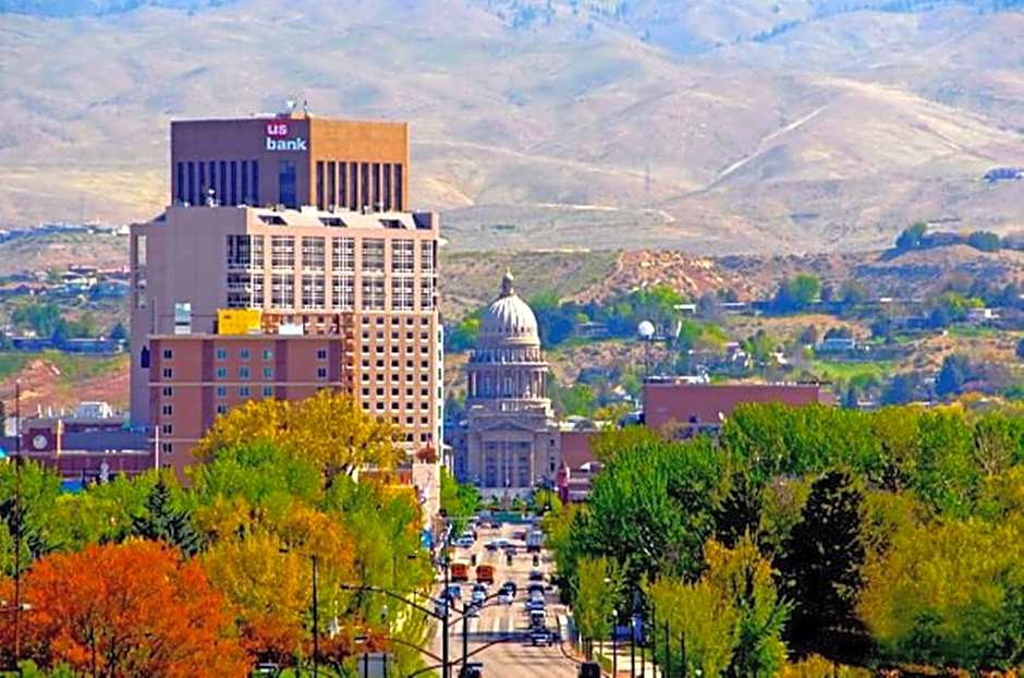 Comfort Suites Boise West Meridian