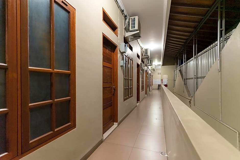 RedDoorz At Joyce Guest House Medan