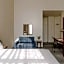 Club Quarters Hotel in Philadelphia