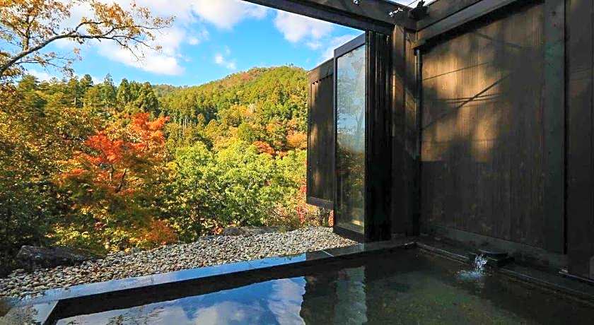 Momijiya Honkan Takao Sansou Ryokan